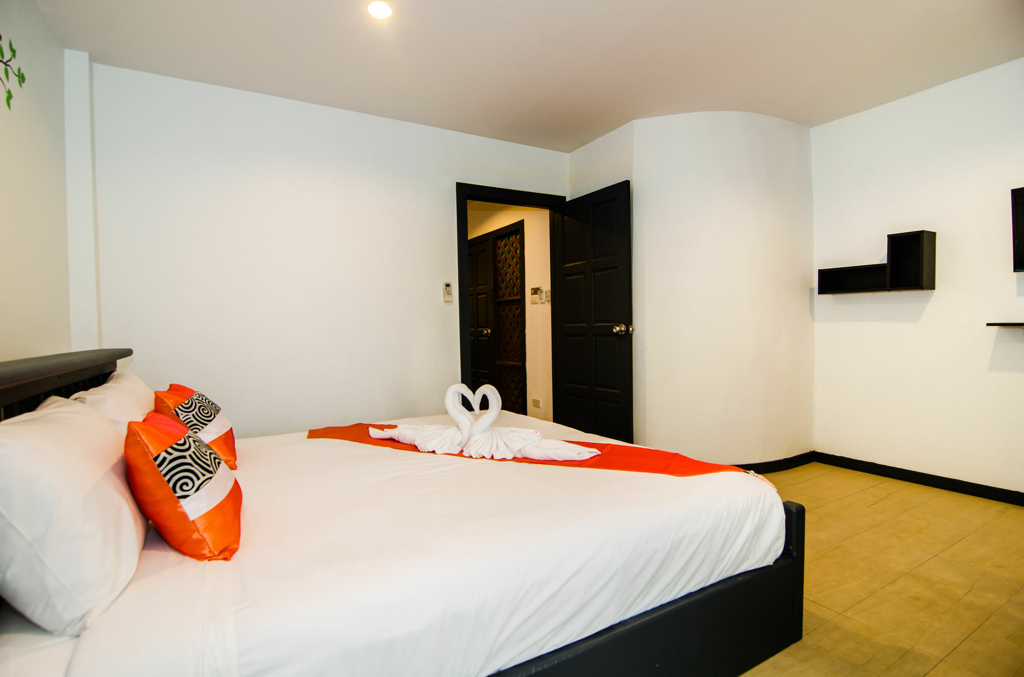 Colora Hotel Patong Phuket Kültér fotó
